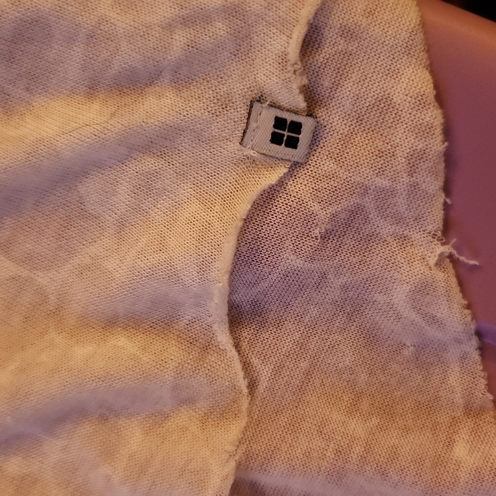Insight Sheer Tank 8 - Picture 3 of 4